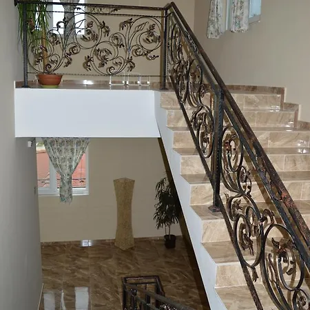 Guest house Eco Complex Miramar Mineralni Bani